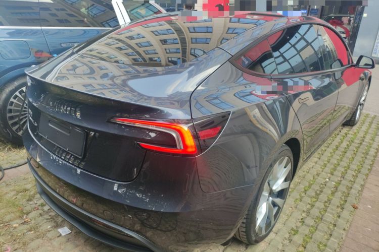 Used Tesla Model 3 2023 Long-Range All-Wheel-Drive Version