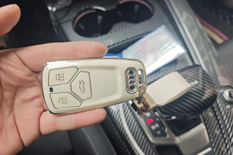 Used Audi A4L 2022 40 TFSI Luxury Dynamic Model
