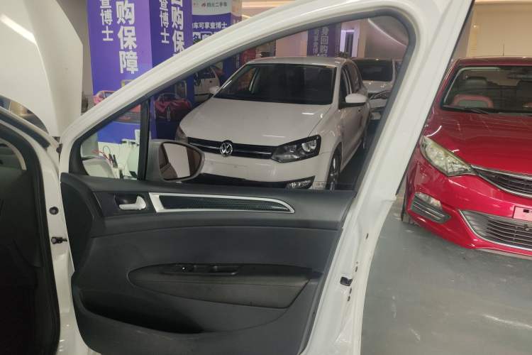 Used Peugeot 308 2014 Enjoy Edition Classic 1.6L Automatic Premium Model
