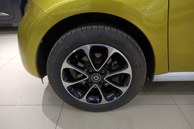 Used  forfour 2016 1.0L 52 kW Passion Edition