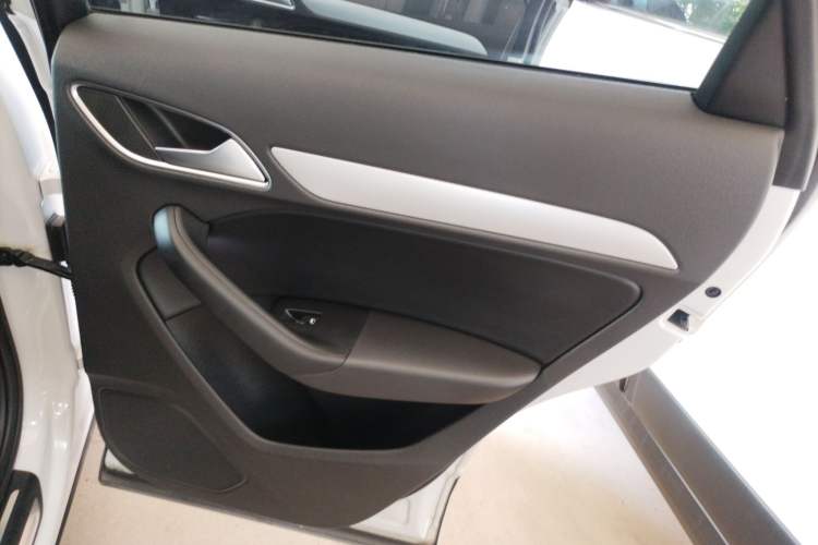 Used Audi Q3 2017 30 TFSI Fashion Model