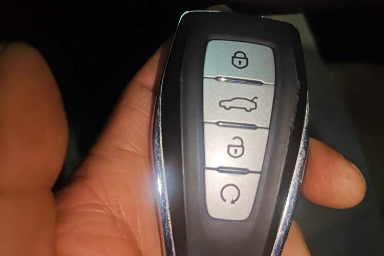 Used Geely Auto Monjaro L 2025 Dongfang Yao 2.0TD Automatic All-Wheel-Drive Wangyue Edition
