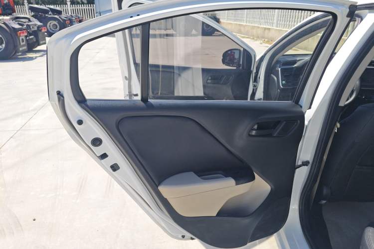 Used Honda Greiz 2016 1.5L CVT Classic Edition
