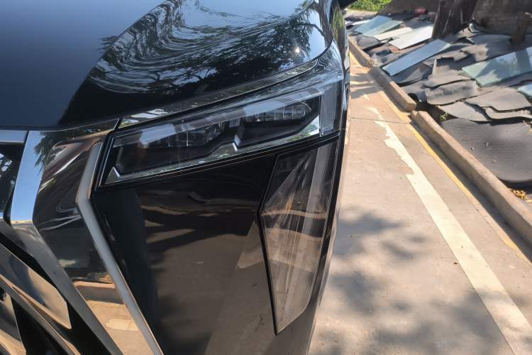 Used GAC Trumpchi E9 2025 E9 Superfast Charging – Master Series