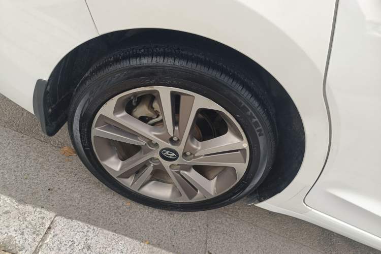 Used Hyundai Elantra 2016 1.6L Automatic ZhiXuan – Elite Version
