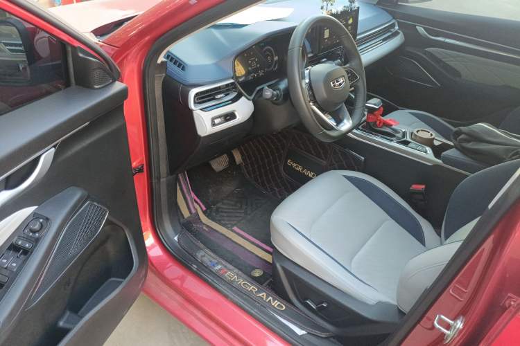 Used Geely Auto Emgrand 2022 4th Generation 1.5L CVT Flagship Model
