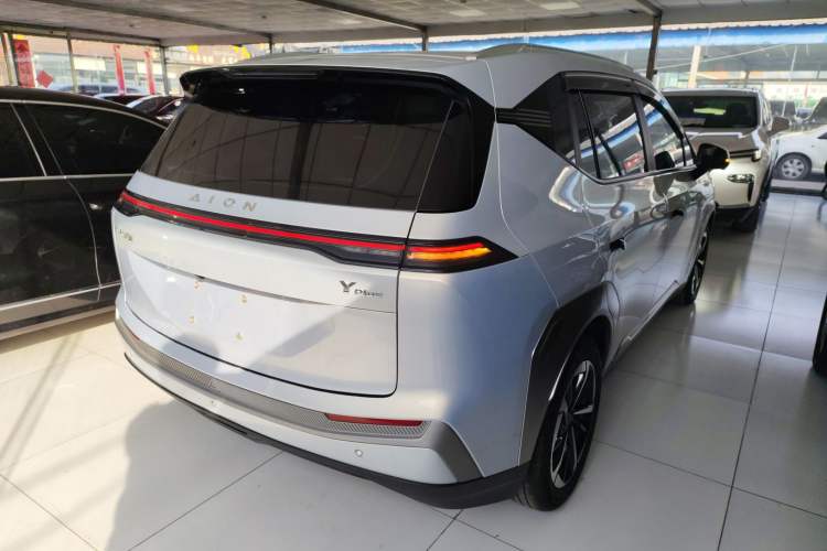 Used AION Y 2023 Younger Star Edition