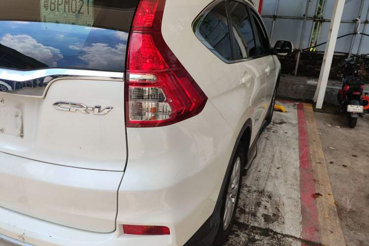 Used Honda CR-V 2016 2.0L Two-Wheel Drive Classic Edition
