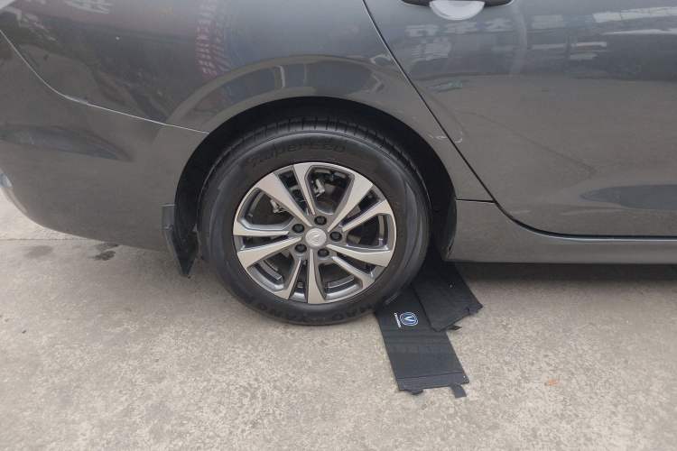 Used Changan Eado 2024 PLUS Blue Whale NE 1.4T GDI DCT High-Energy Edition
