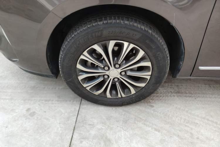 Used Buick GL8 2022 Land Business Class 652T Luxury Model
