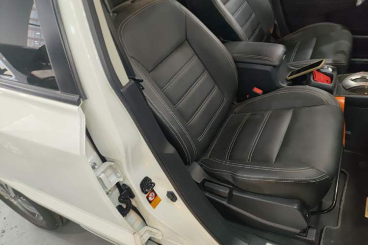 Used Renault Koleos 2014 2.0L Two-Wheel Drive Comfort Edition
