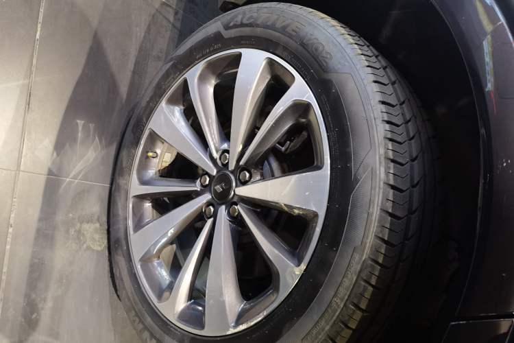 Used Li Auto ONE 2020 Extended-Range 6-Seater Version
