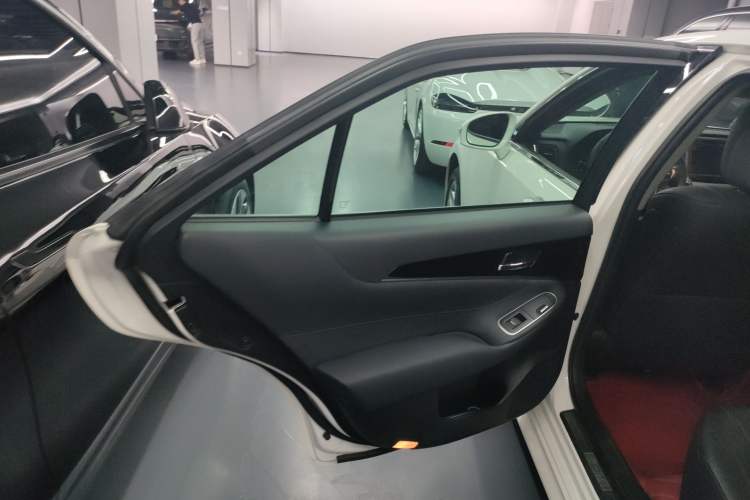 Used Toyota Crown 2015 2.5L Smart Edition
