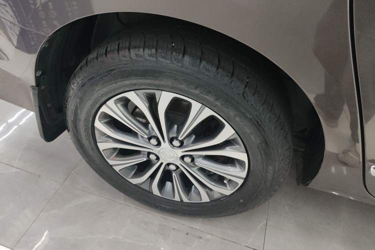 Used Buick GL8 2020 Land Business Class 652T Luxury Model
