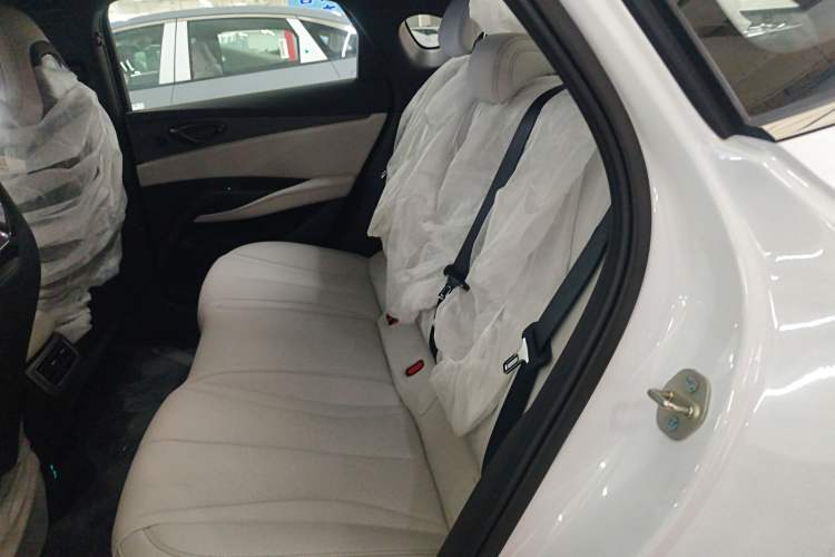 Used BYD Seal 06 New Energy 2024 DM-i 80KM Prestige Model
