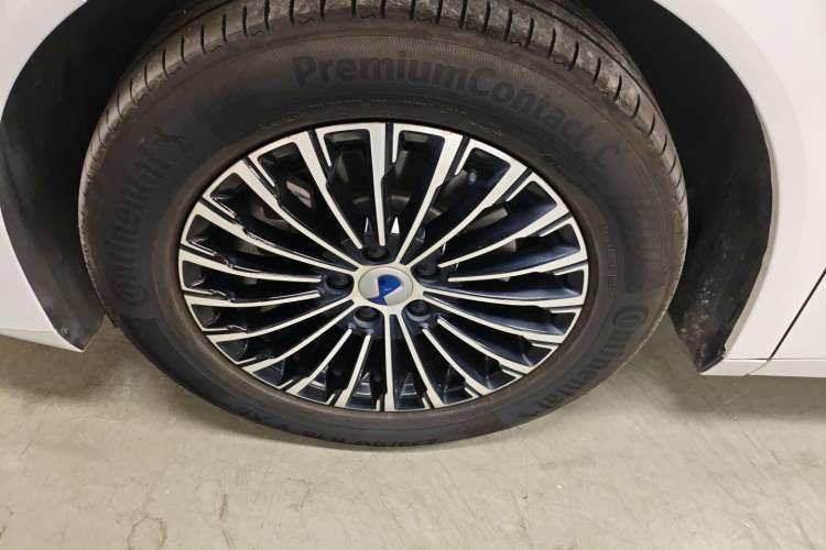 Used Denza D9 2022 DM-i 970 Four-Wheel Drive Flagship Model