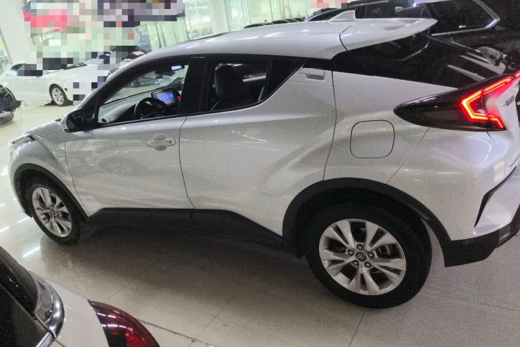 Used Toyota IZOA 2021 2.0L Yixing Version