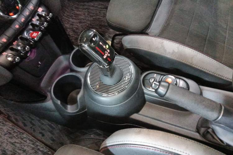 Used  MINI 2019 2.0T COOPER S Racing Driver
