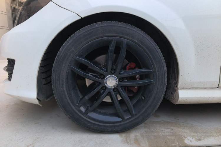 Used Mercedes-Benz C-Class 2013 C 180 Classic Grand Edition