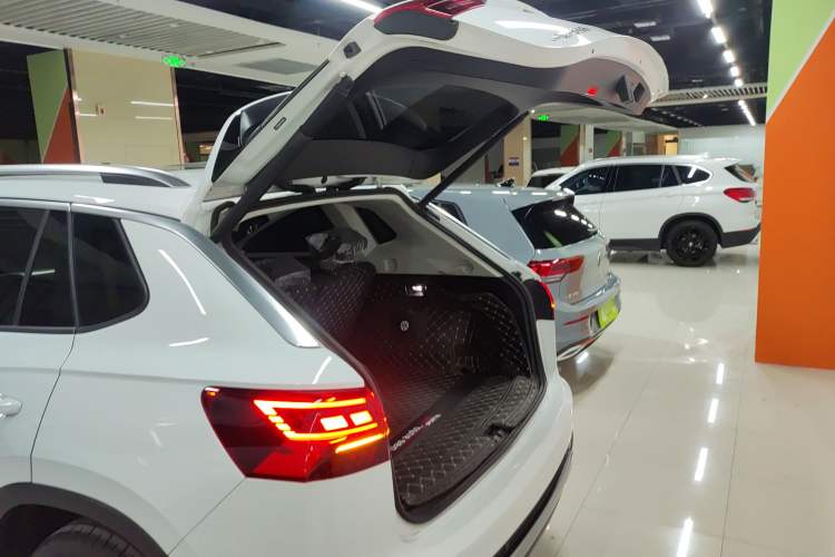 Used Volkswagen Tayron 2022 280TSI Two-Wheel Drive Luxury Smart Connectivity Version
