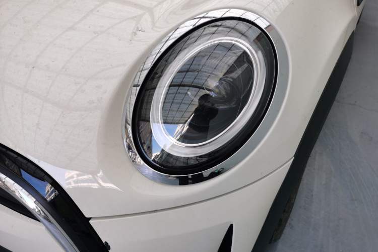 Used  MINI 2023 1.5T ONE
