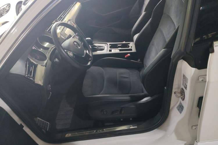 Used Volkswagen FAW-Volkswagen CC 2020 330TSI Huayan Edition China VI Standard
