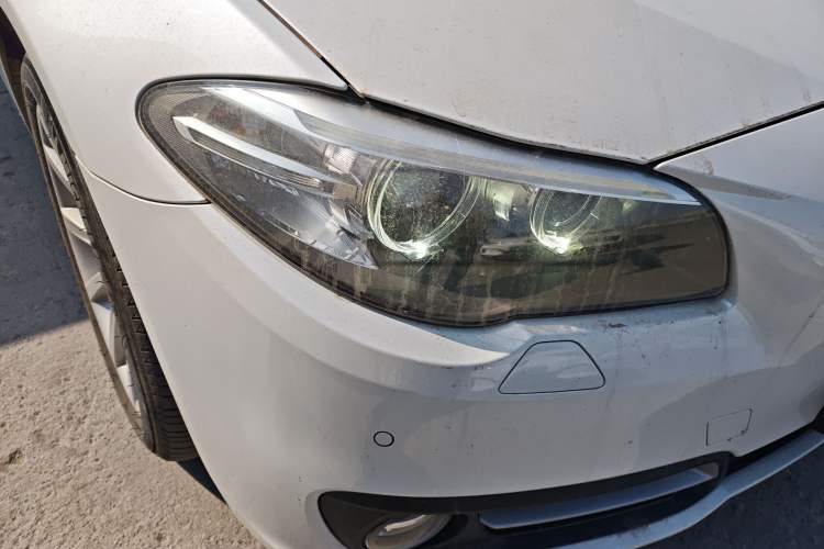 Used BMW 5 Series 2014 535Li Leading Model