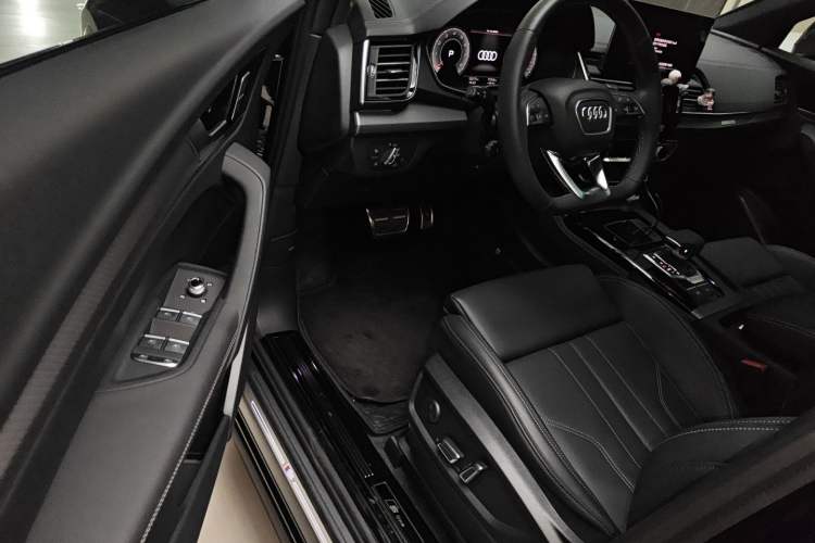 Used Audi Q5L 2024 40 TFSI Luxury Dynamic Edition
