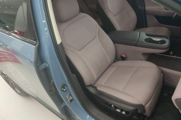 Used Hongqi Tiangong 06 2025 660 4x4 Smart Selection Edition
