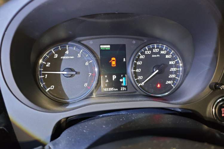 Used Mitsubishi Outlander (Import) 2013 2.4L 4x4 Luxury Navigation Edition 5 Seats