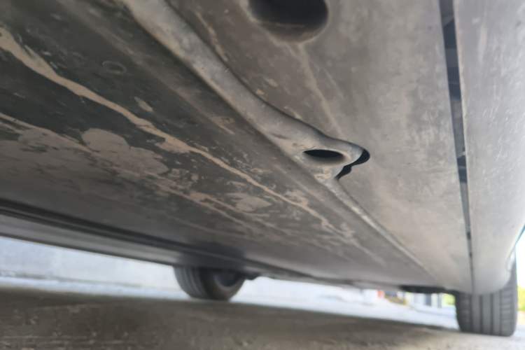 Used Tesla Model Y 2023 Rear-Wheel-Drive Version
