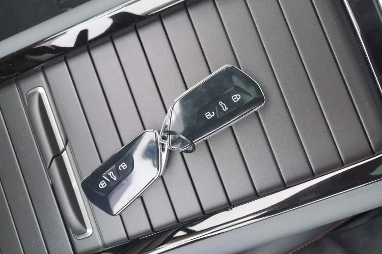 Used Volkswagen ID.7 VIZZION 2024 AIR model
