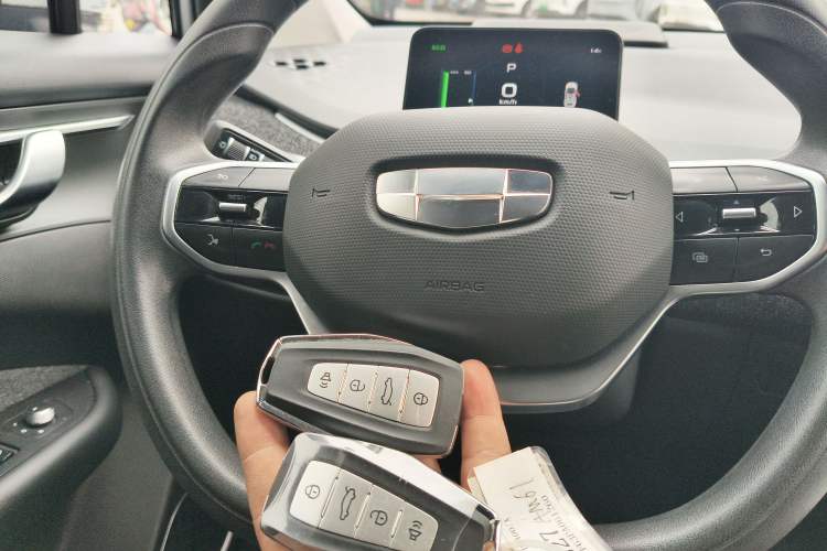 Used Geometry C 2022 Blueberry C400
