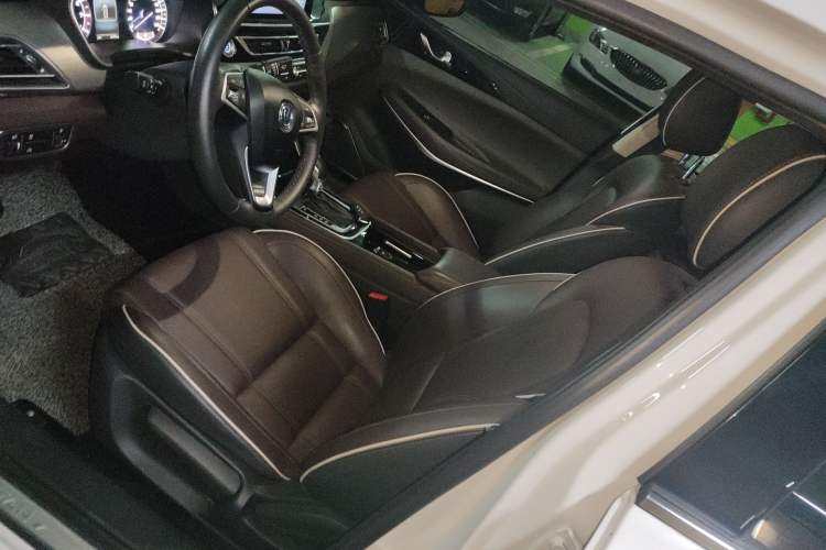 Used Changan Raeton CC 2018 1.5T Automatic Haoya Model China V Standard
