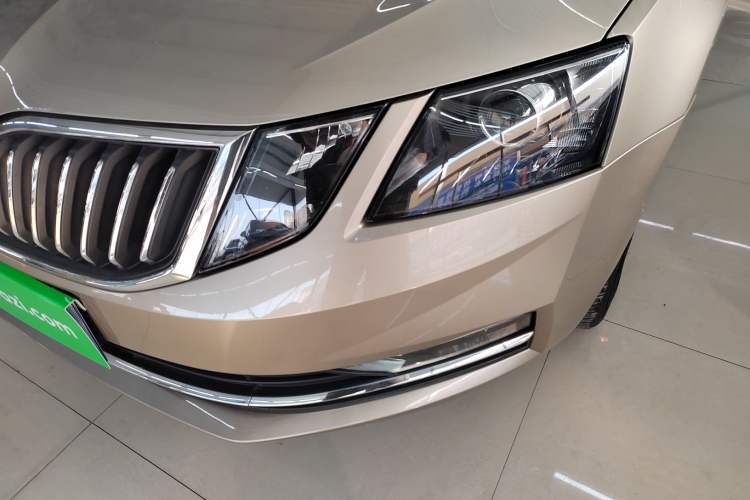 Used Skoda Octavia 2019 TSI230 DSG Luxury Edition