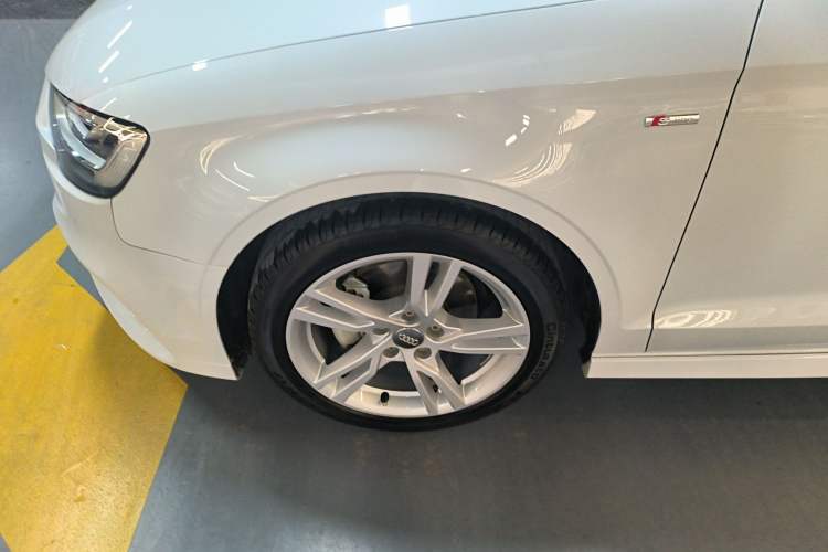 Used Audi A3 2020 Limousine 35 TFSI Fashion Edition China VI Emission Standard