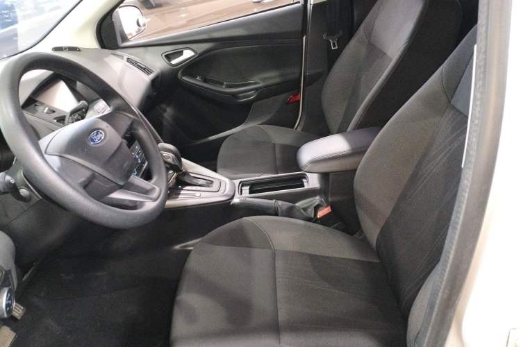 Used Ford Focus 2017 Hatchback 1.6L Automatic Comfort Plus SmartDrive Edition
