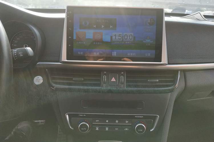 Used Kia K5 2016 2.0L Automatic LUX
