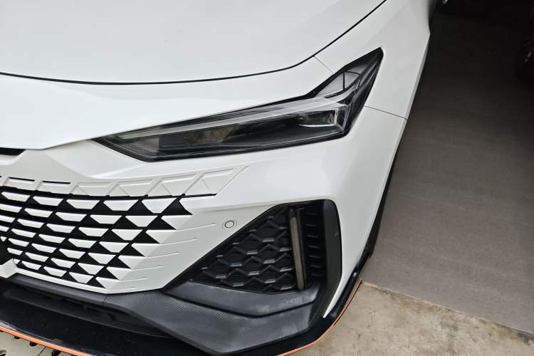 Used Changan UNI-V 2023 2.0T Leading-Speed Edition