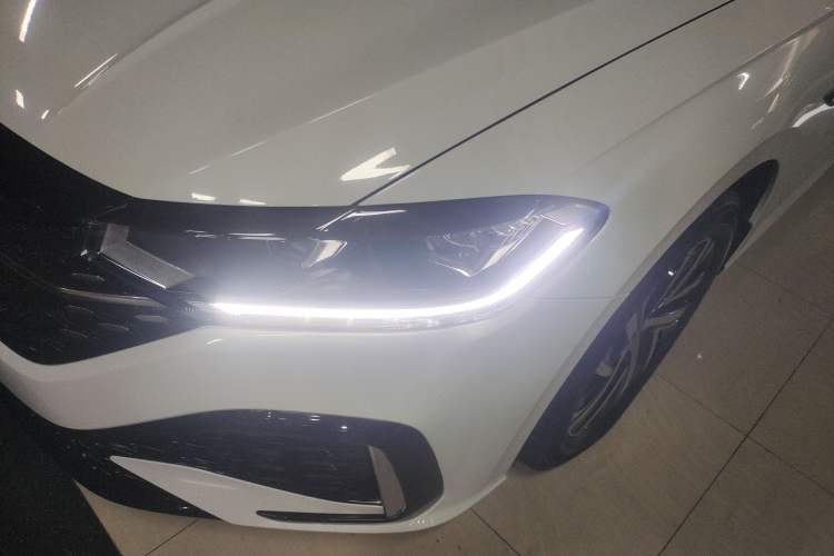 Used Volkswagen Lavida 2024 300TSI DSG Starry Sky Leading Edition
