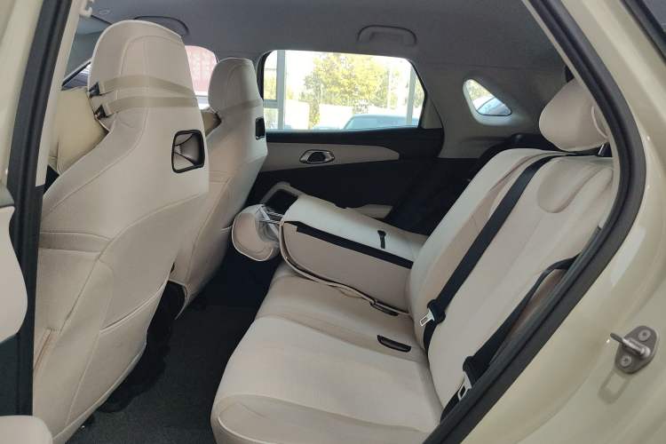 Used BYD Yuan UP 2024 401 km Active Version
