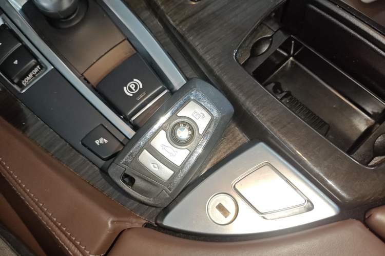 Used BMW 5 Series 2017 525Li Luxury Design Package