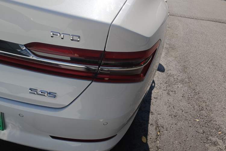 Used BYD Qin Pro New Energy 2019 DM Super Edition 1.5TI Automatic Smart Connect X-Trail Model China VI Standard