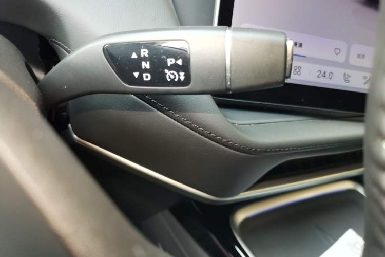 Used  SL03 2025 Pure Electric Classic Edition