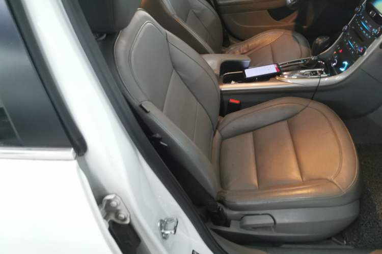 Used Chevrolet Malibu 2014 2.0L Automatic Luxury Edition