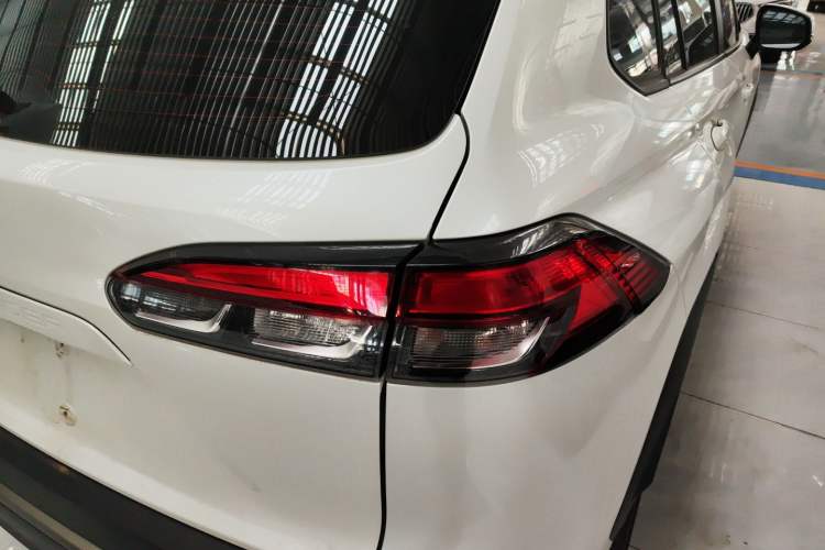 Used Toyota FRONTLANDER 2023 2.0L CVT Luxury Edition