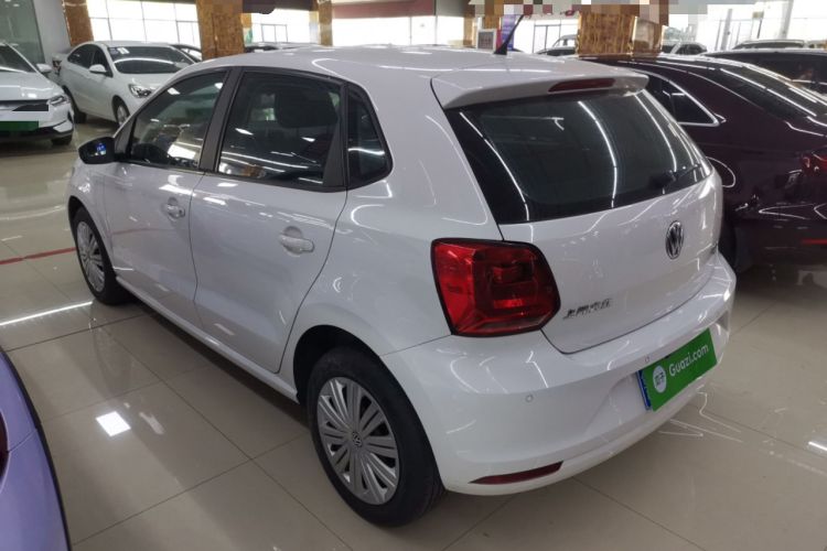Used Volkswagen Polo 2016 1.6L Automatic Comfort Model
