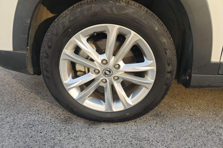 Used Dongfeng Fengon S560 2018 1.8L CVT Elite Model 7 Seats