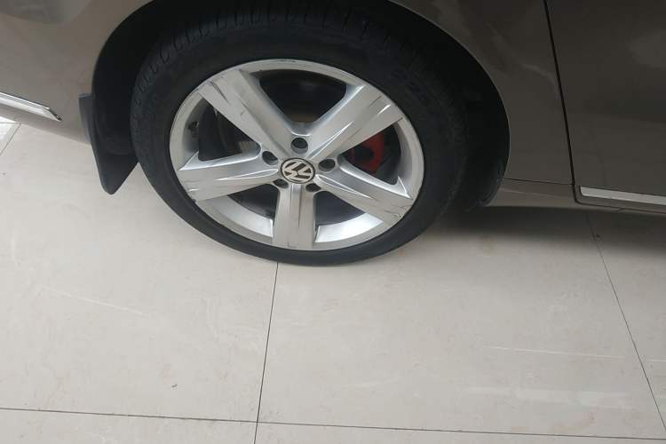 Used Volkswagen Magotan 2015 Revised 1.8TSI Prestige Version
