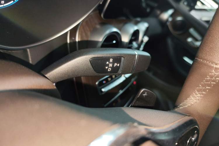 Used Mercedes-Benz GLC 2020 Facelift GLC 260 L 4MATIC Luxury Edition
